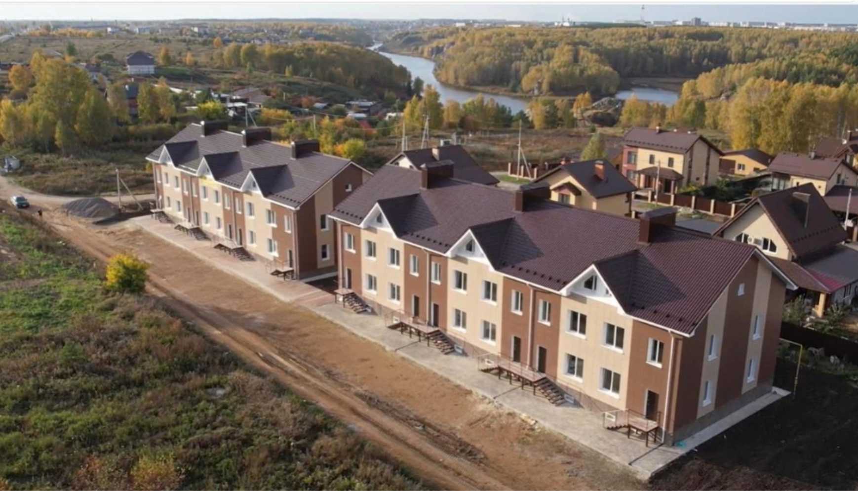 Фасад с песком